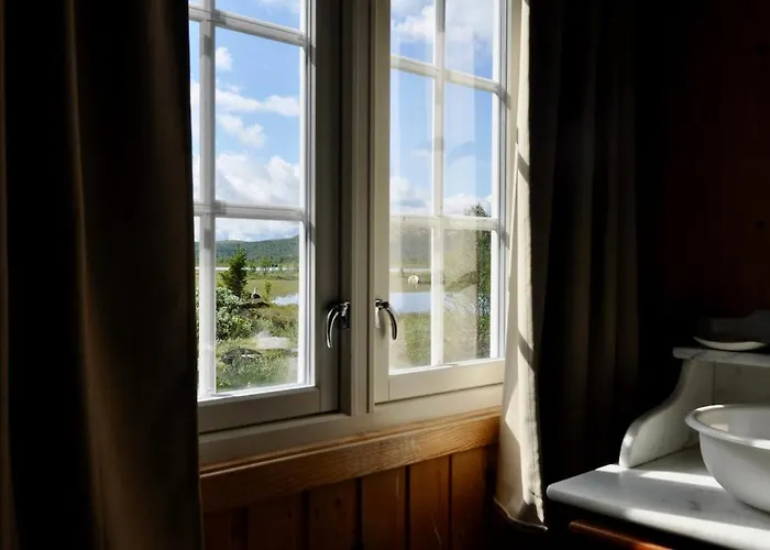 Semesterbostad Flaksjoen *
