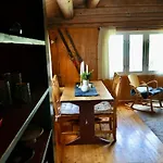 Flaksjoen Nyaraló *